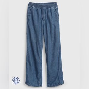 Gap kids pull-on denim pants in washwell
